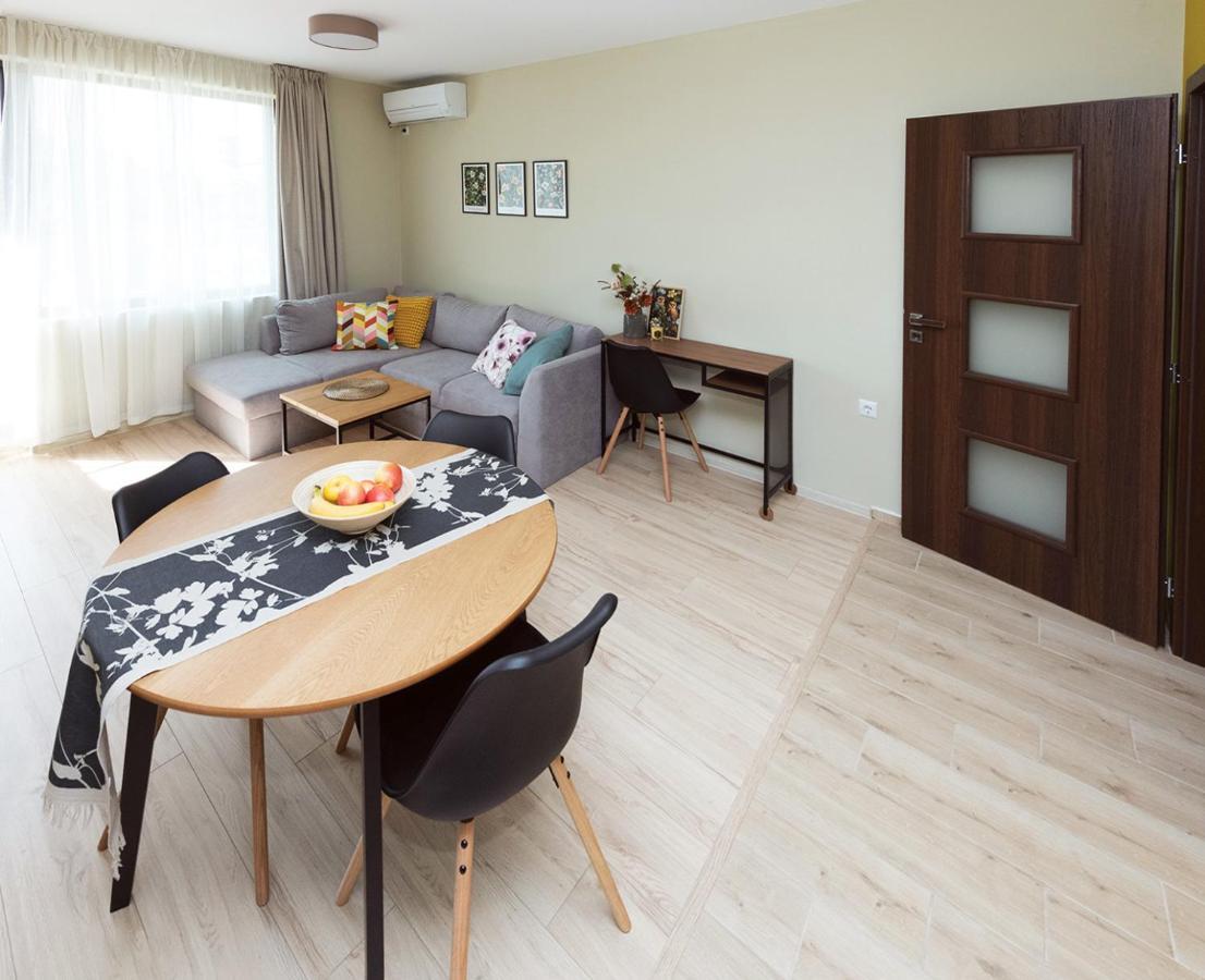 Kalina Apartment Kazanlŭk Eksteriør billede