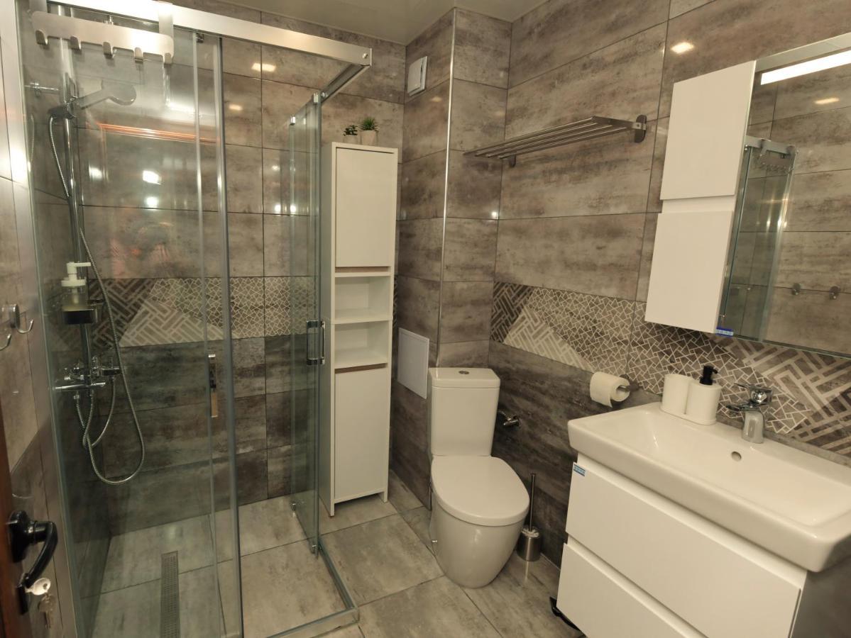 Kalina Apartment Kazanlŭk Eksteriør billede